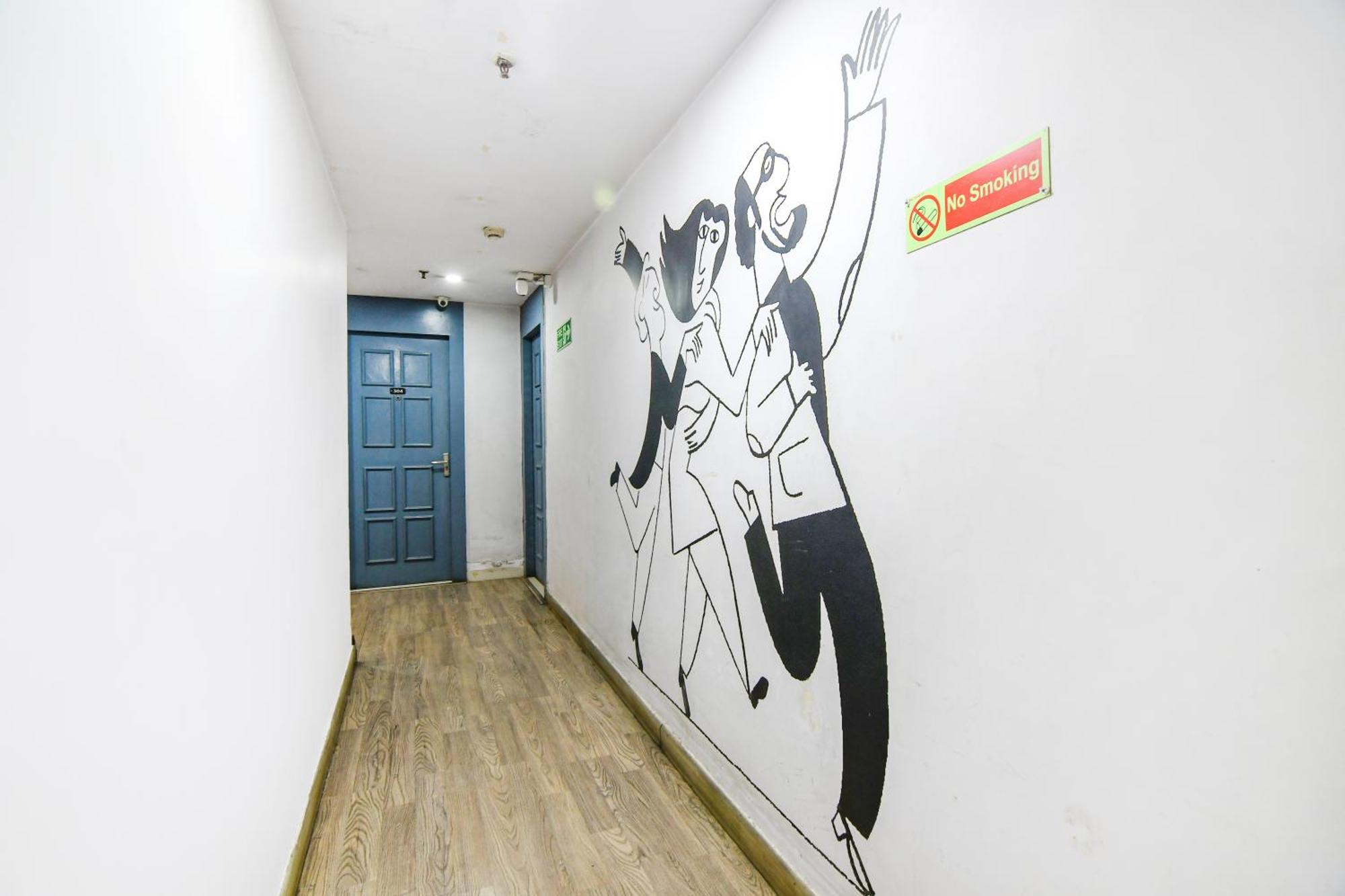 โอโย ทาวน์เฮาส์ 152 โฮเทล ซันซิเทล แอร์พอร์ต Hotel Dam Dam ภายนอก รูปภาพ