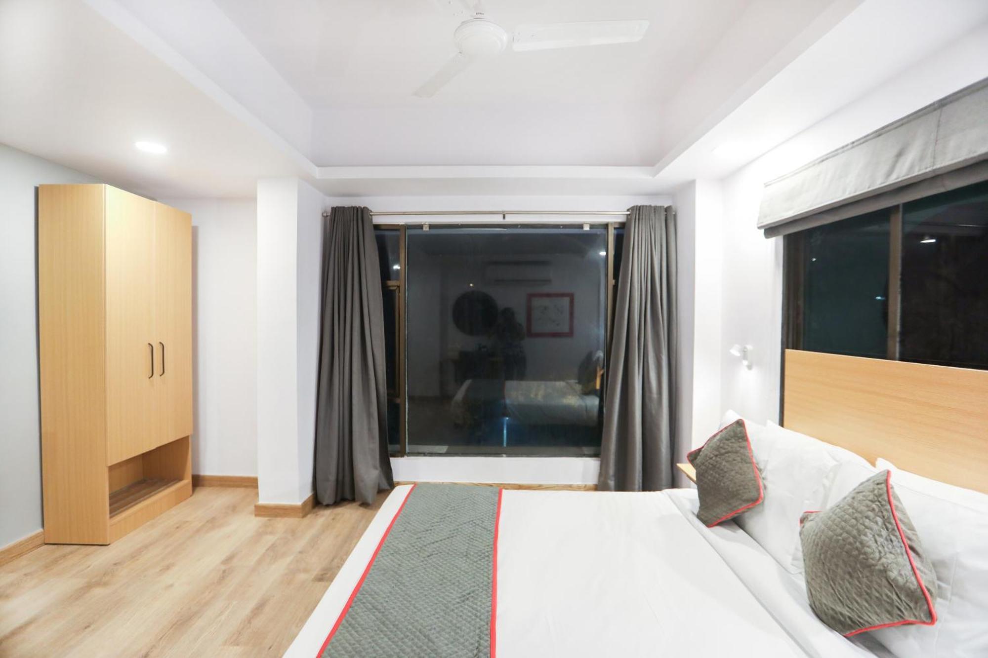 โอโย ทาวน์เฮาส์ 152 โฮเทล ซันซิเทล แอร์พอร์ต Hotel Dam Dam ภายนอก รูปภาพ